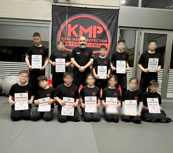 Παιδικό τμήμα κραβ μαγκά μετά τις εξετάσεις KMP